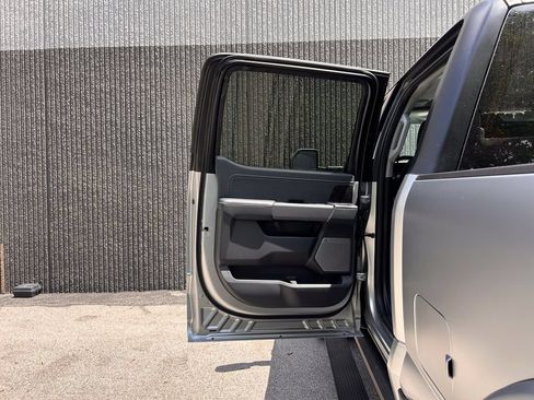 New 2026 Ford F250 Lariat w/ Black Appearance Package AWD/4WD image 17