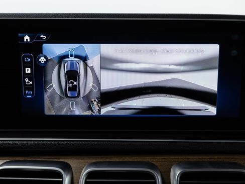 Used 2025 Mercedes-Benz GLE 450 4MATIC w/ AMG Line Exterior image 22