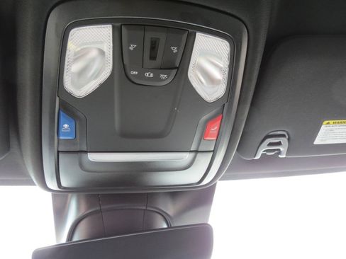 Used 2025 RAM 2500 Big Horn AWD/4WD image 15