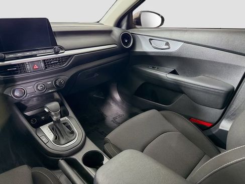 Used 2023 Kia Forte LXS FWD image 21