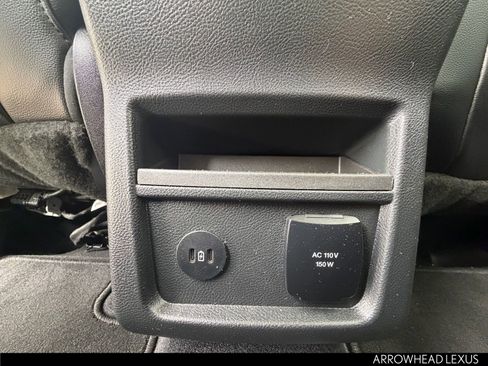 Used 2024 Ford Edge Titanium image 26