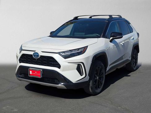 Certified 2024 Toyota RAV4 XSE w/ Advanced Technology Package AWD/4WD image 7
