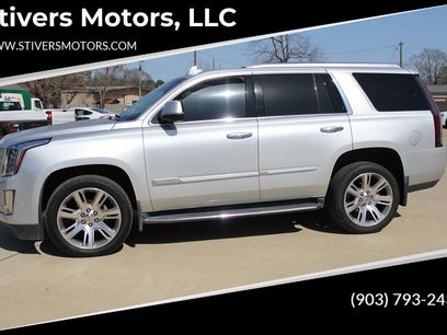 Used 2017 Cadillac Escalade Luxury