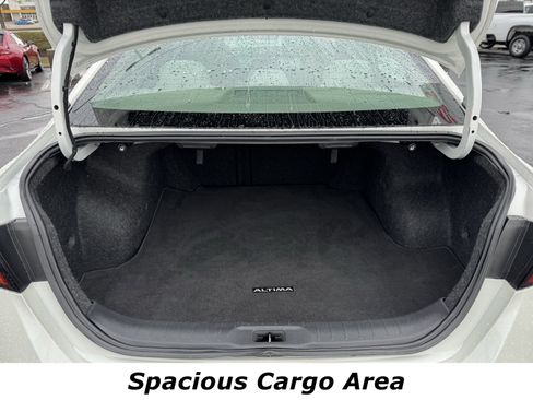 Used 2019 Nissan Altima 2.5 SV image 13