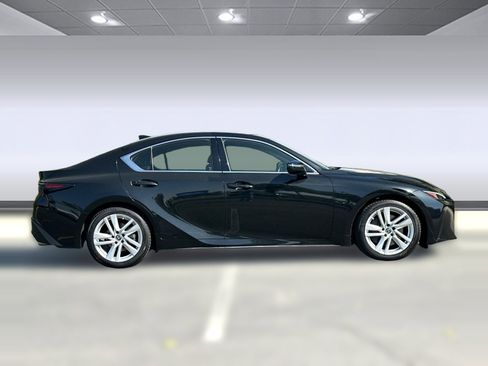 Certified 2022 Lexus IS 300 image 7