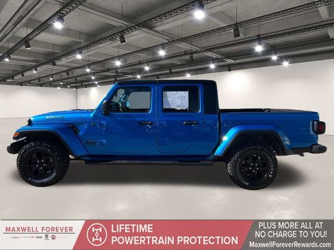 Used 2022 Jeep Gladiator Sport image 13