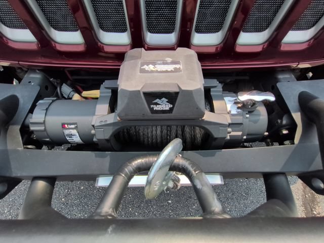 Used 2021 Jeep Wrangler Unlimited Sahara w/ Cold Weather Group AWD/4WD image 33