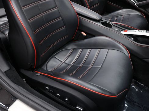 Used 2017 Ferrari California T RWD image 77