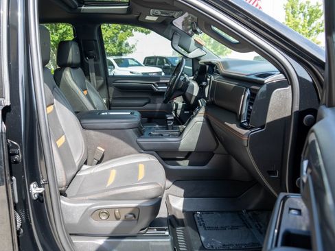 Used 2022 GMC Sierra 1500 AT4 w/ AT4 Premium Package AWD/4WD image 10