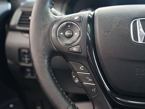 Used 2020 Honda Ridgeline RTL-E image 32
