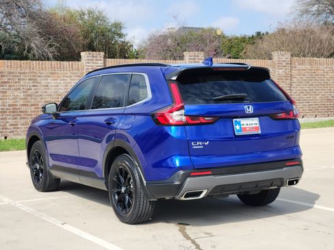 Certified 2025 Honda CR-V Sport image 8