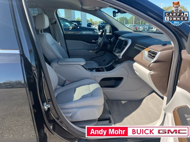 Used 2023 GMC Acadia SLE w/ Driver Convenience Package FWD image 45