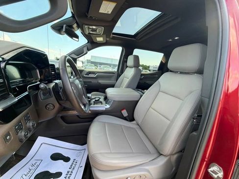 Certified 2024 Chevrolet Silverado 1500 LTZ w/ LTZ Premium Package AWD/4WD image 15