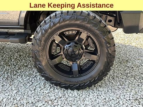 Used 2024 Ford Bronco Outer Banks AWD/4WD image 10