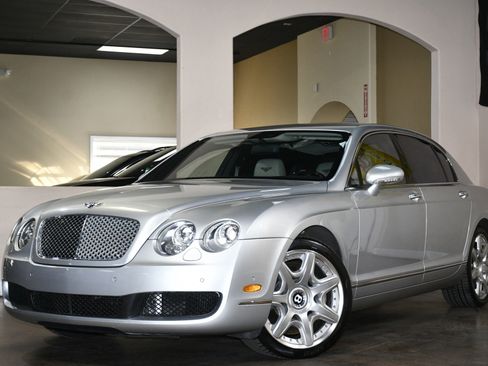 Used 2008 Bentley Flying Spur Flying Spur image 4