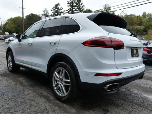 Used 2016 Porsche Cayenne image 89