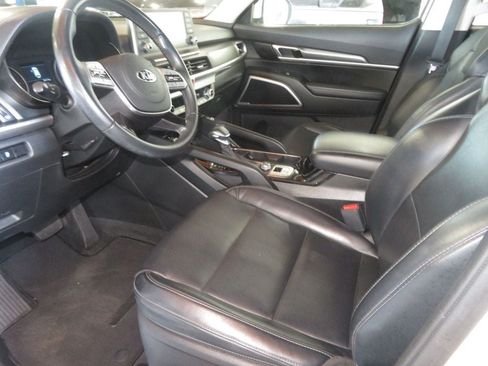 Used 2020 Kia Telluride S FWD image 17