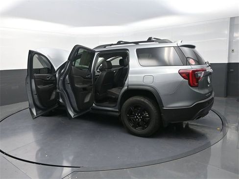 Used 2023 GMC Acadia AT4 w/ Technology Package image 29