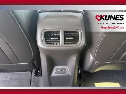 Used 2024 Buick Envision Preferred AWD/4WD image 14