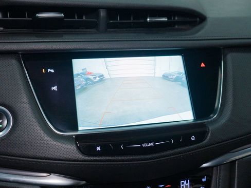 Used 2018 Cadillac XT5 Premium Luxury w/ Driver Assist Package image 42