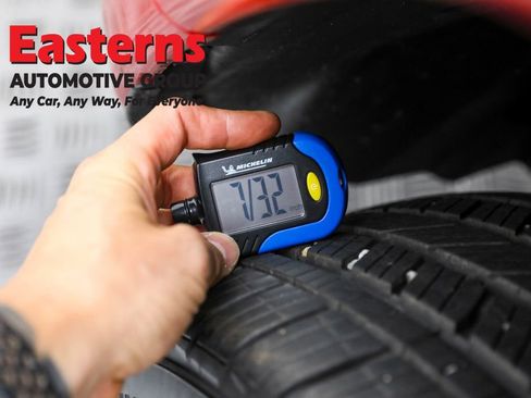 Used 2023 Jeep Compass Limited image 29