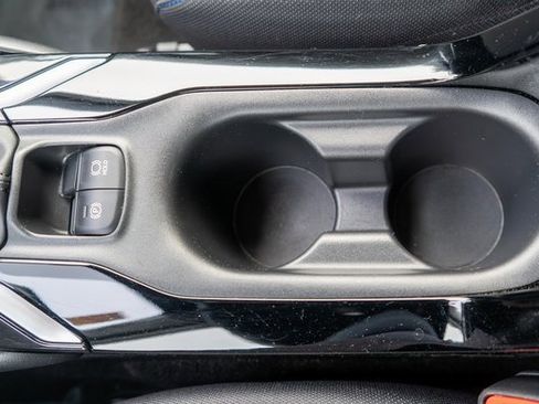 Used 2022 Toyota Corolla SE image 31