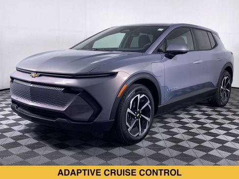 Certified 2026 Chevrolet Equinox EV LT w/ Comfort Package FWD image 16