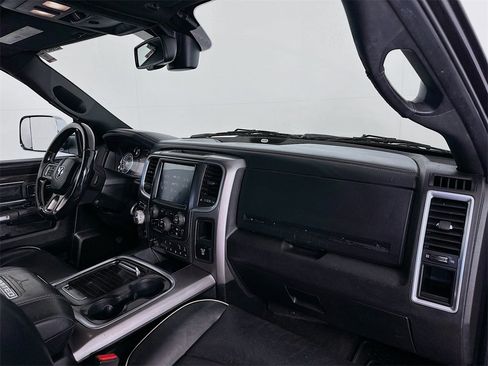 Used 2018 RAM 1500 Limited image 31