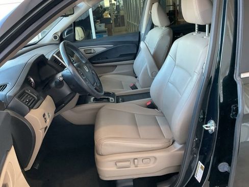 Certified 2017 Honda Pilot EX-L image 3