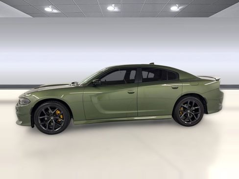 Used 2022 Dodge Charger GT w/ Plus Group image 2