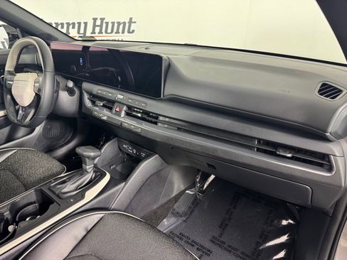 Used 2025 Kia K4 GT-Line w/ GT-Line Sunroof Package FWD image 37