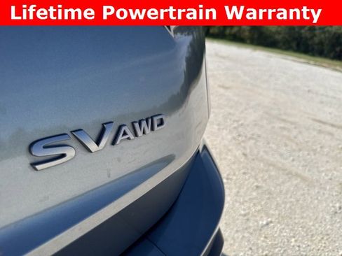 Used 2024 Nissan Rogue SV image 8