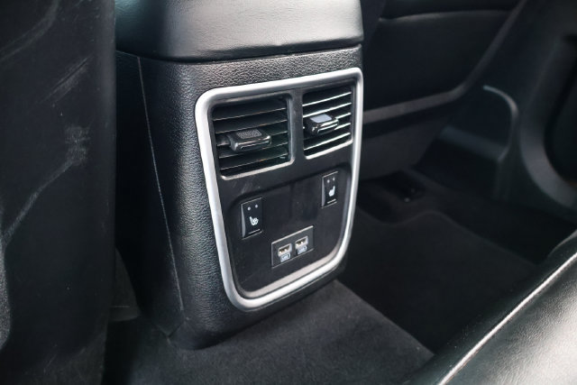 Used 2020 Dodge Charger Scat Pack w/ Dynamics Package RWD image 9