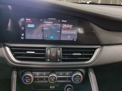 Used 2022 Alfa Romeo Giulia Ti image 12