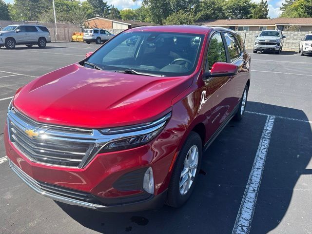 Certified 2024 Chevrolet Equinox LT w/ LPO, Floor Liner Package AWD/4WD image 2