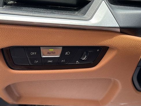 Used 2024 BMW 430i Convertible image 11