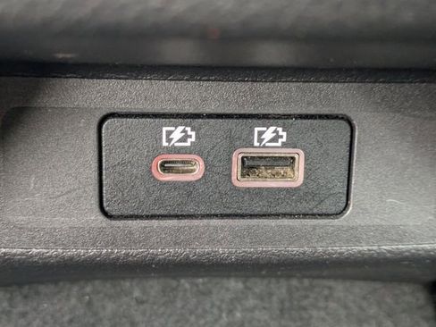 Used 2024 Nissan Altima 2.5 SV FWD image 13