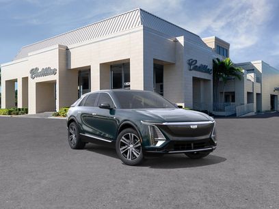 New 2026 Cadillac Lyriq Luxury w/ LPO, Floor Liner Package