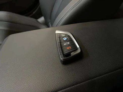 Used 2023 BMW i4 eDrive35 RWD image 95