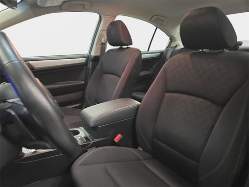Used 2019 Subaru Legacy 2.5i Premium image 18