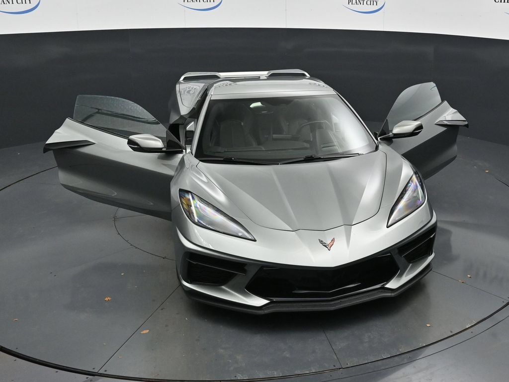 Used 2022 Chevrolet Corvette Stingray Premium Conv w/ Z51 Performance Package RWD image 34