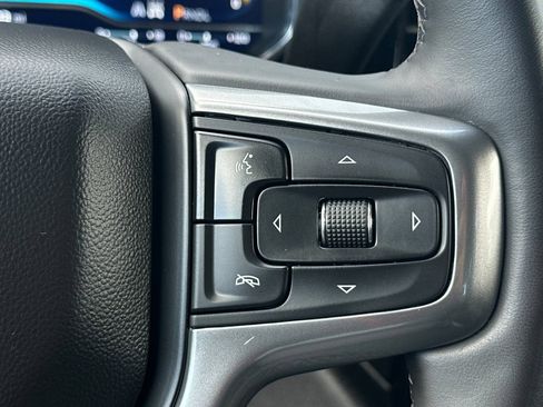 Used 2025 Chevrolet Silverado 1500 LT AWD/4WD image 35