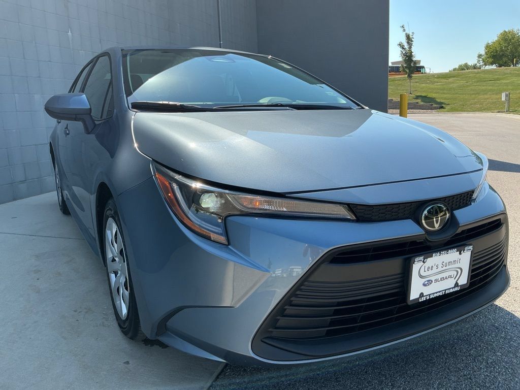 Used 2026 Toyota Corolla LE FWD image 13