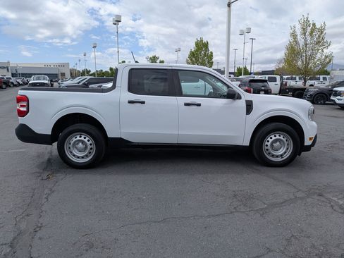 Certified 2022 Ford Maverick XL FWD image 2