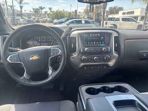 Used 2018 Chevrolet Silverado 1500 LT w/ All Star Edition AWD/4WD image 9