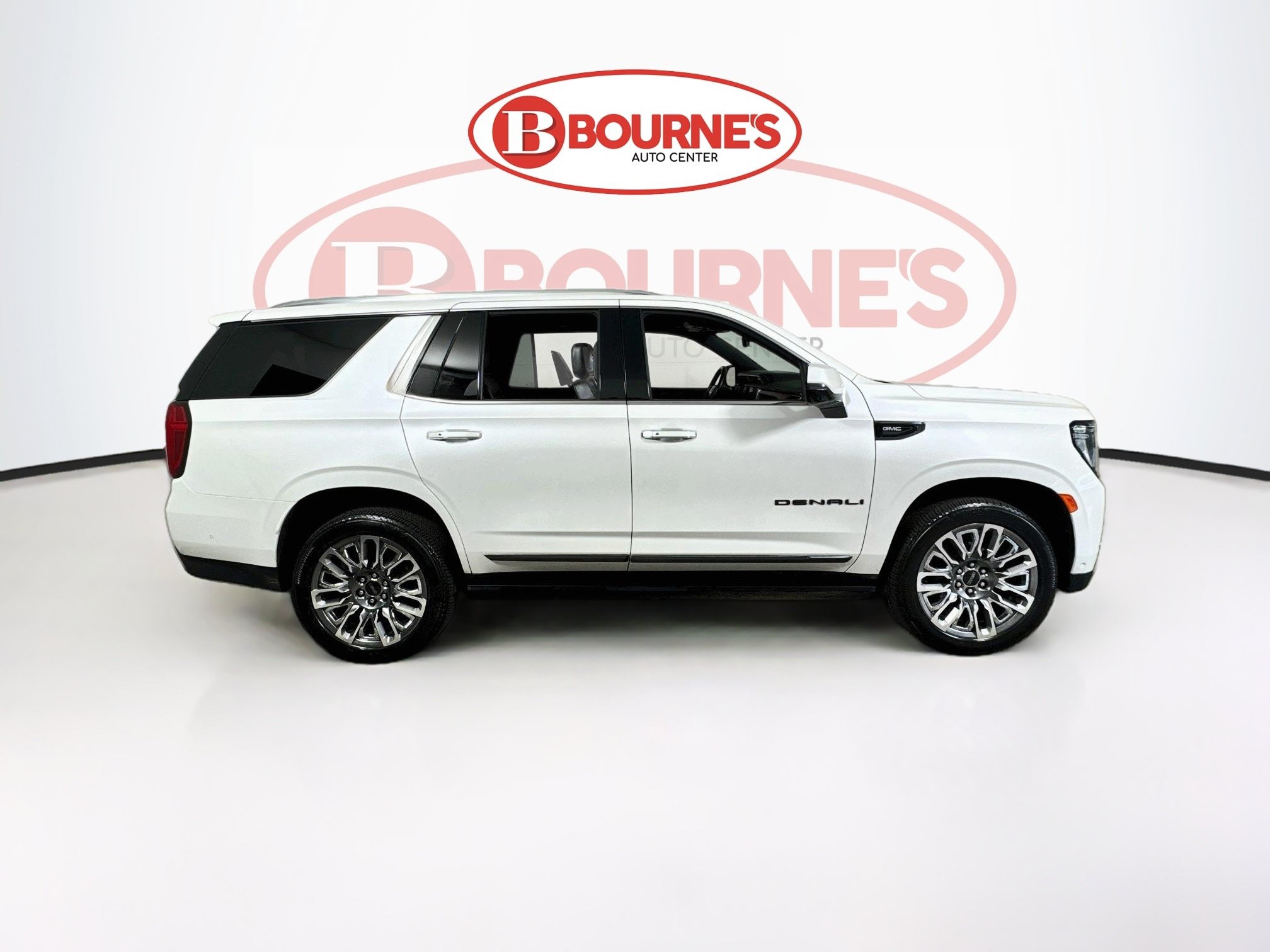 Used 2023 GMC Yukon Denali Ultimate AWD/4WD image 14