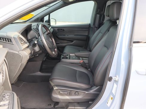 Used 2025 Honda Odyssey Sport-L image 7