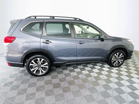 Used 2023 Subaru Forester Limited AWD/4WD image 11