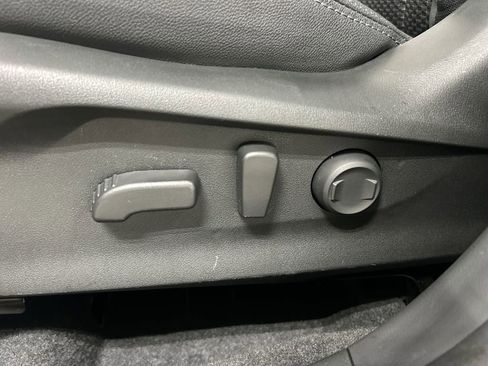 Used 2023 Subaru Forester Premium image 10