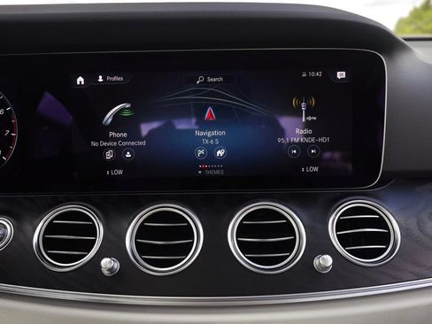 Certified 2022 Mercedes-Benz E 350 Sedan image 17